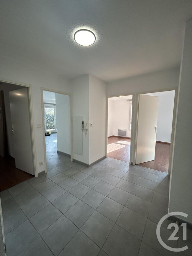 Appartement F4 à vendre - 4 pièces - 82.12 m2 - CUGNAUX - 31 - MIDI-PYRENEES - Century 21 Partenaire Immobilier