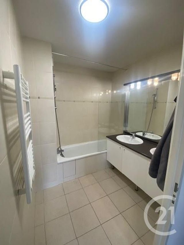Appartement F4 à vendre - 4 pièces - 82.12 m2 - CUGNAUX - 31 - MIDI-PYRENEES - Century 21 Partenaire Immobilier