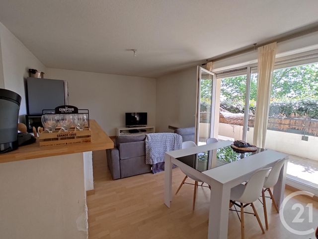 Appartement F2 à vendre - 2 pièces - 44.83 m2 - VILLENEUVE TOLOSANE - 31 - MIDI-PYRENEES - Century 21 Partenaire Immobilier Appartement F2 à vendre - 2 pièces - 44.83 m2 - VILLENEUVE TOLOSANE - 31 - MIDI-PYRENEES - Century 21 Partenaire Immobilier