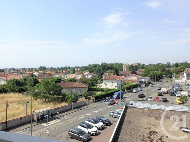 Afficher la photo en grand Appartement F4 à vendre - 4 pièces - 86.0 m2 - CUGNAUX - 31 - MIDI-PYRENEES - Century 21 Partenaire Immobilier