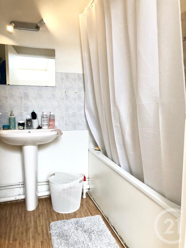 Appartement F2 à vendre - 2 pièces - 37.83 m2 - TOULOUSE - 31 - MIDI-PYRENEES - Century 21 Partenaire Immobilier Appartement F2 à vendre - 2 pièces - 37.83 m2 - TOULOUSE - 31 - MIDI-PYRENEES - Century 21 Partenaire Immobilier