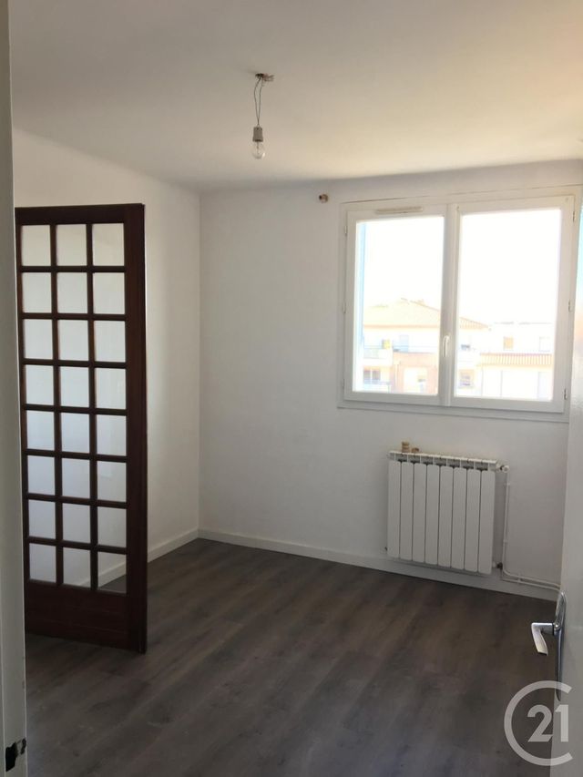Appartement F4 à louer - 4 pièces - 90.0 m2 - CUGNAUX - 31 - MIDI-PYRENEES - Century 21 Partenaire Immobilier Appartement F4 à louer - 4 pièces - 90.0 m2 - CUGNAUX - 31 - MIDI-PYRENEES - Century 21 Partenaire Immobilier