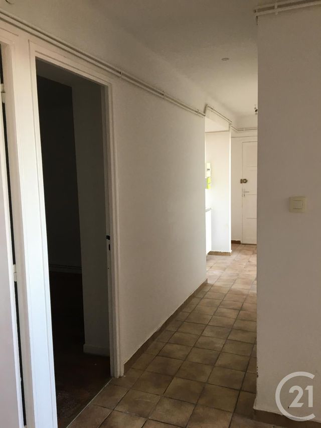 Appartement F4 à louer - 4 pièces - 90.0 m2 - CUGNAUX - 31 - MIDI-PYRENEES - Century 21 Partenaire Immobilier Appartement F4 à louer - 4 pièces - 90.0 m2 - CUGNAUX - 31 - MIDI-PYRENEES - Century 21 Partenaire Immobilier