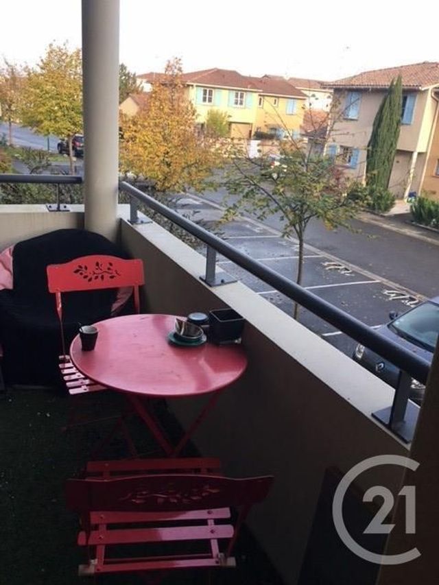 Appartement F2 à louer - 2 pièces - 46.76 m2 - CUGNAUX - 31 - MIDI-PYRENEES - Century 21 Partenaire Immobilier Appartement F2 à louer - 2 pièces - 46.76 m2 - CUGNAUX - 31 - MIDI-PYRENEES - Century 21 Partenaire Immobilier