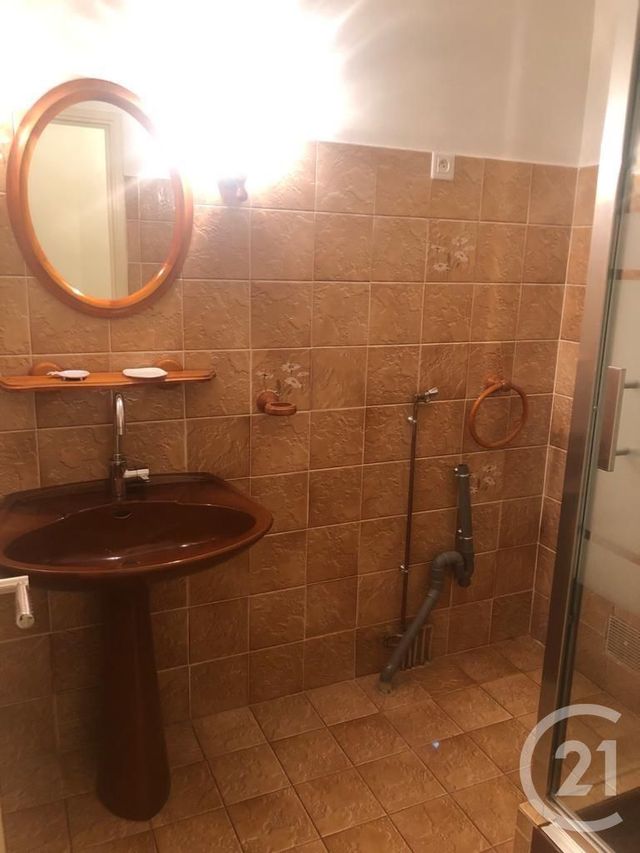 Afficher la photo en grand Studio à louer - 1 pièce - 34.0 m2 - TOULOUSE - 31 - MIDI-PYRENEES - Century 21 Partenaire Immobilier