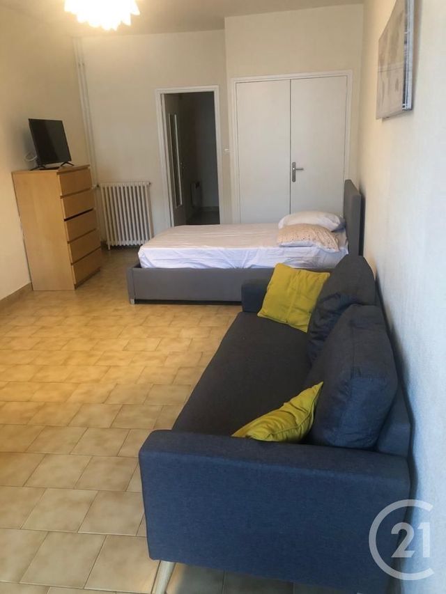 Afficher la photo en grand Studio à louer - 1 pièce - 34.0 m2 - TOULOUSE - 31 - MIDI-PYRENEES - Century 21 Partenaire Immobilier