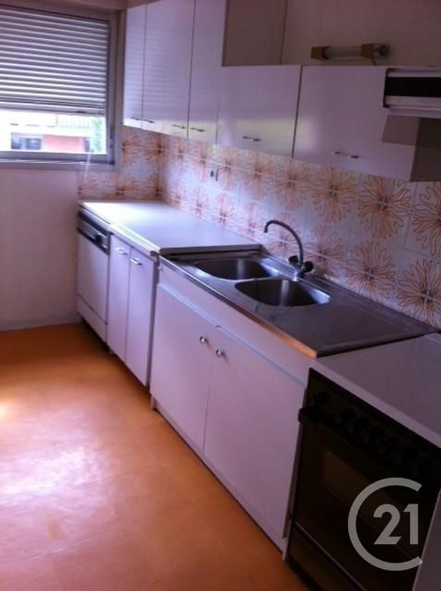 Afficher la photo en grand Appartement F2 à louer - 2 pièces - 64.0 m2 - BLAGNAC - 31 - MIDI-PYRENEES - Century 21 Partenaire Immobilier
