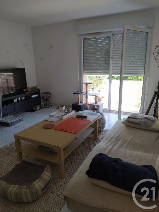 Afficher la photo en grand appartement à louer - 2 pièces - 47.44 m2 - CUGNAUX - 31 - MIDI-PYRENEES - Century 21 Partenaire Immobilier
