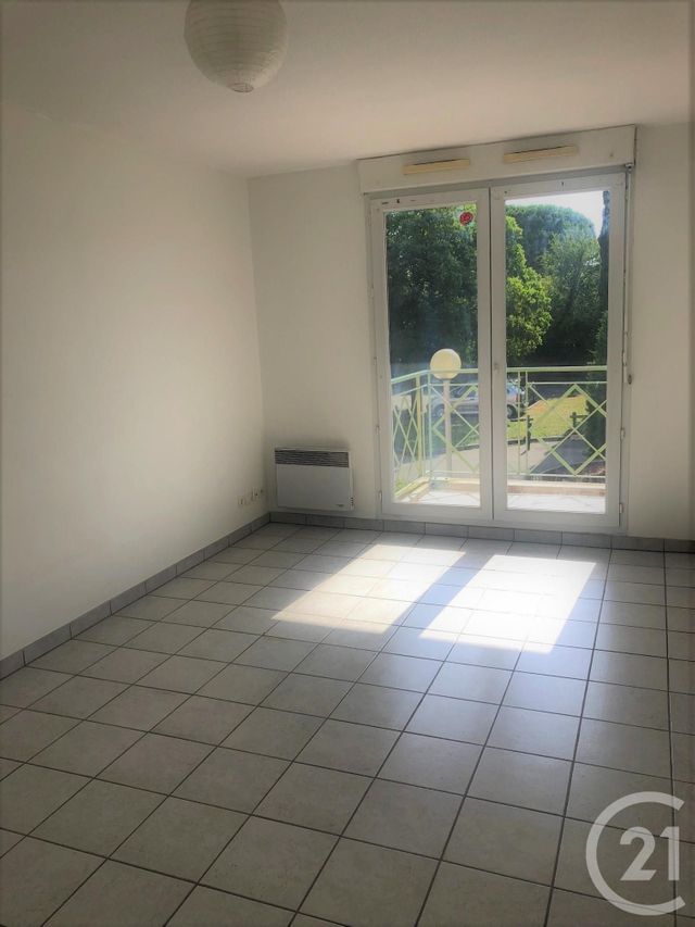Afficher la photo en grand Appartement F2 à louer - 2 pièces - 41.52 m2 - TOURNEFEUILLE - 31 - MIDI-PYRENEES - Century 21 Partenaire Immobilier