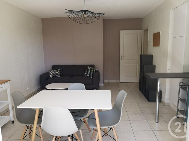 Afficher la photo en grand Appartement T2 à louer - 2 pièces - 40.46 m2 - TOULOUSE - 31 - MIDI-PYRENEES - Century 21 Partenaire Immobilier