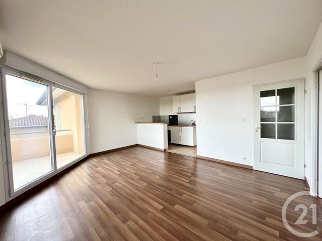 Appartement T2 à vendre - 2 pièces - 46.48 m2 - CUGNAUX - 31 - MIDI-PYRENEES - Century 21 Partenaire Immobilier