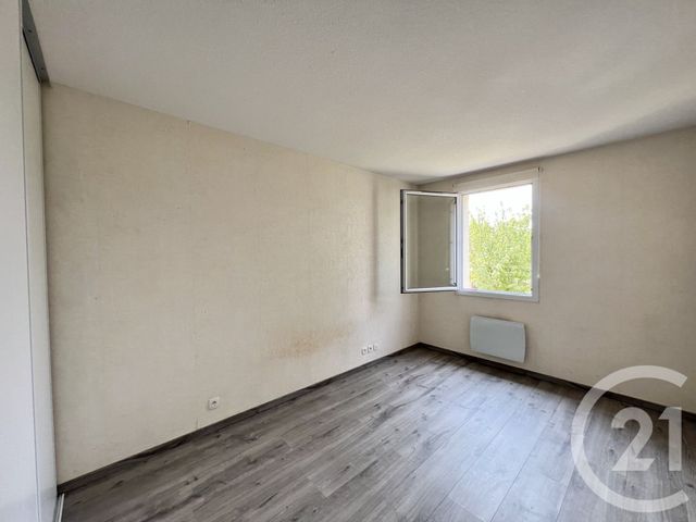 Appartement F3 à vendre - 3 pièces - 63.14 m2 - CUGNAUX - 31 - MIDI-PYRENEES - Century 21 Partenaire Immobilier