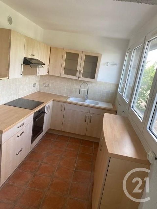 appartement à louer - 5 pièces - 91.0 m2 - CUGNAUX - 31 - MIDI-PYRENEES - Century 21 Partenaire Immobilier