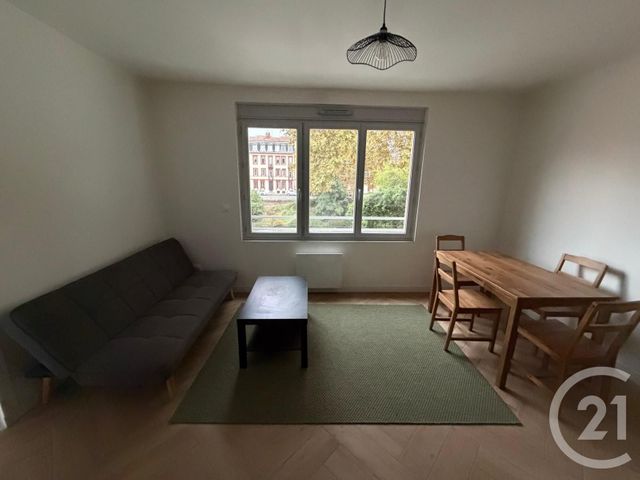 Afficher la photo en grand Appartement T2 à louer - 2 pièces - 38.0 m2 - TOULOUSE - 31 - MIDI-PYRENEES - Century 21 Partenaire Immobilier