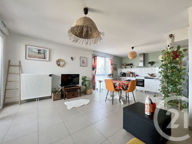 Afficher la photo en grand Appartement T3 à vendre - 3 pièces - 62.52 m2 - CUGNAUX - 31 - MIDI-PYRENEES - Century 21 Partenaire Immobilier