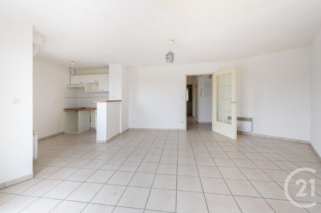 Appartement F3 à vendre - 3 pièces - 60.4 m2 - CUGNAUX - 31 - MIDI-PYRENEES - Century 21 Partenaire Immobilier