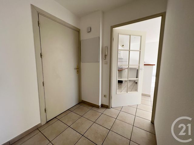 Afficher la photo en grand Appartement F3 à vendre - 3 pièces - 60.0 m2 - CUGNAUX - 31 - MIDI-PYRENEES - Century 21 Partenaire Immobilier