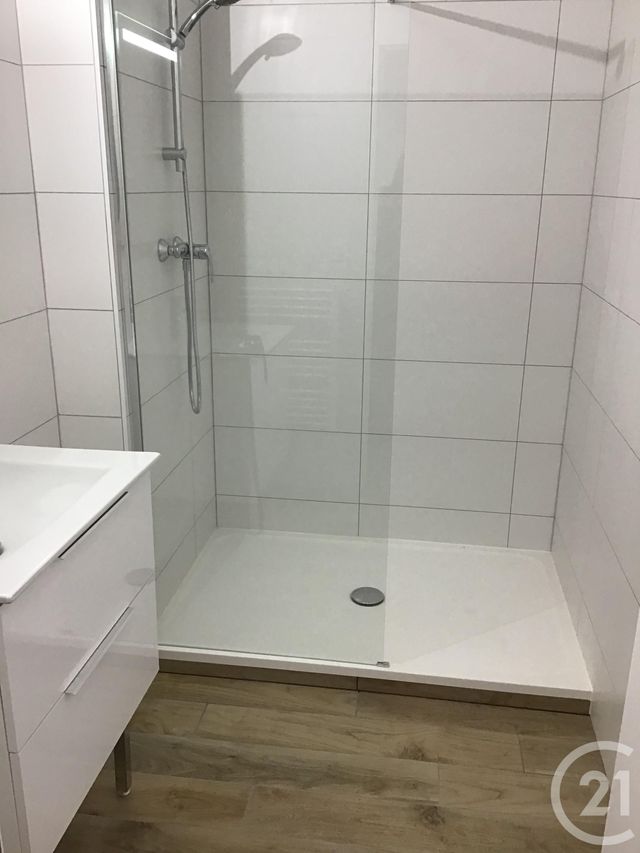 Afficher la photo en grand Appartement F2 à louer - 2 pièces - 50.0 m2 - VILLENEUVE TOLOSANE - 31 - MIDI-PYRENEES - Century 21 Partenaire Immobilier