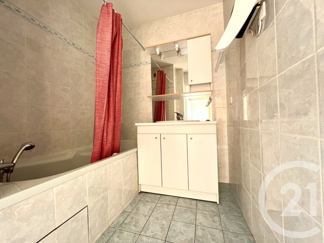 Appartement F3 à vendre - 3 pièces - 59.78 m2 - CUGNAUX - 31 - MIDI-PYRENEES - Century 21 Partenaire Immobilier