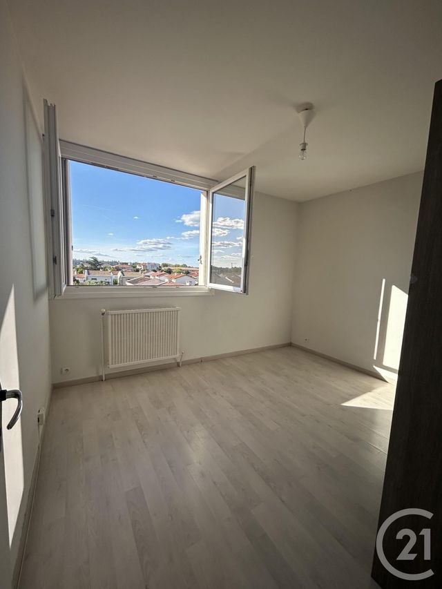 Appartement T3 à louer - 3 pièces - 61.0 m2 - CUGNAUX - 31 - MIDI-PYRENEES - Century 21 Partenaire Immobilier