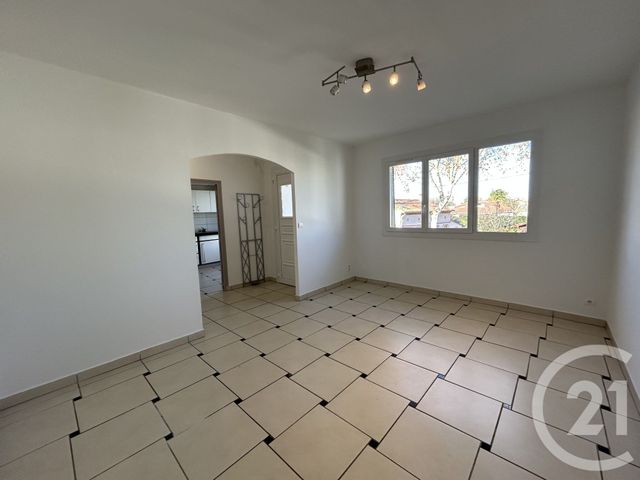 Appartement F4 à louer - 4 pièces - 80.0 m2 - CUGNAUX - 31 - MIDI-PYRENEES - Century 21 Partenaire Immobilier