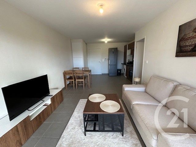 Appartement T2 à louer - 2 pièces - 43.0 m2 - CUGNAUX - 31 - MIDI-PYRENEES - Century 21 Partenaire Immobilier