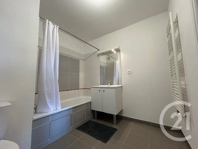 Appartement T2 à louer - 2 pièces - 43.0 m2 - CUGNAUX - 31 - MIDI-PYRENEES - Century 21 Partenaire Immobilier