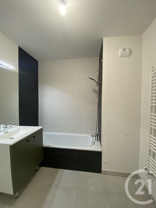 Appartement T2 à louer - 2 pièces - 43.3 m2 - FROUZINS - 31 - MIDI-PYRENEES - Century 21 Partenaire Immobilier