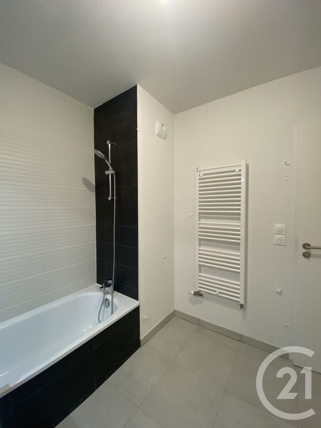 Appartement T2 à louer - 2 pièces - 43.3 m2 - FROUZINS - 31 - MIDI-PYRENEES - Century 21 Partenaire Immobilier