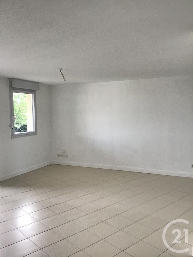 Appartement T3 à louer - 3 pièces - 65.8 m2 - CUGNAUX - 31 - MIDI-PYRENEES - Century 21 Partenaire Immobilier