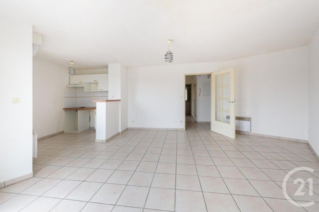Appartement T2 à louer - 3 pièces - 60.4 m2 - CUGNAUX - 31 - MIDI-PYRENEES - Century 21 Partenaire Immobilier