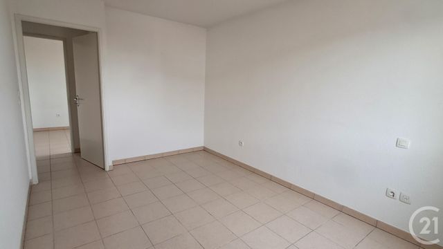 Appartement T3 à vendre - 3 pièces - 59.05 m2 - CUGNAUX - 31 - MIDI-PYRENEES - Century 21 Partenaire Immobilier