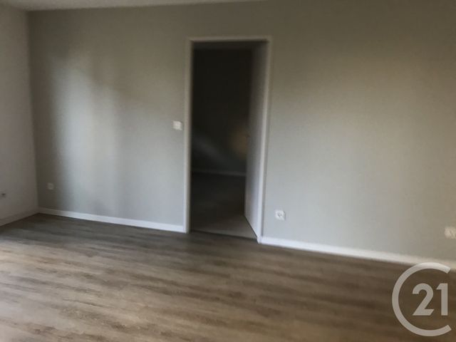 Appartement T3 à louer - 3 pièces - 59.0 m2 - CUGNAUX - 31 - MIDI-PYRENEES - Century 21 Partenaire Immobilier