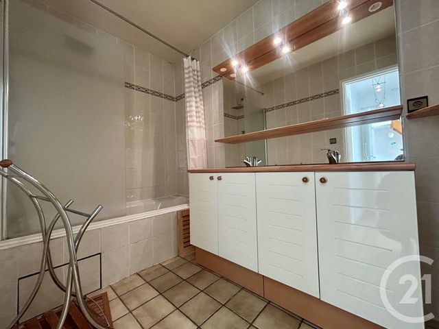 Appartement Duplex à vendre - 4 pièces - 88.3 m2 - CUGNAUX - 31 - MIDI-PYRENEES - Century 21 Partenaire Immobilier