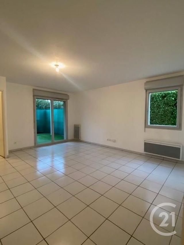 Appartement T3 à louer - 3 pièces - 62.22 m2 - VILLENEUVE TOLOSANE - 31 - MIDI-PYRENEES - Century 21 Partenaire Immobilier