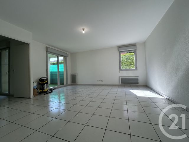 Appartement T3 à louer - 3 pièces - 62.22 m2 - VILLENEUVE TOLOSANE - 31 - MIDI-PYRENEES - Century 21 Partenaire Immobilier
