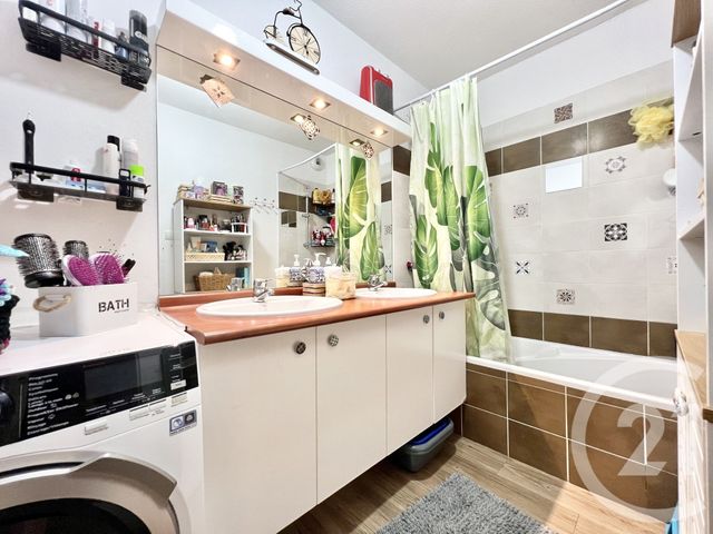 Appartement à vendre - 3 pièces - 60.85 m2 - CUGNAUX - 31 - MIDI-PYRENEES - Century 21 Partenaire Immobilier