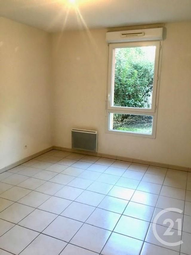 Appartement F3 à louer - 3 pièces - 64.57 m2 - CUGNAUX - 31 - MIDI-PYRENEES - Century 21 Partenaire Immobilier