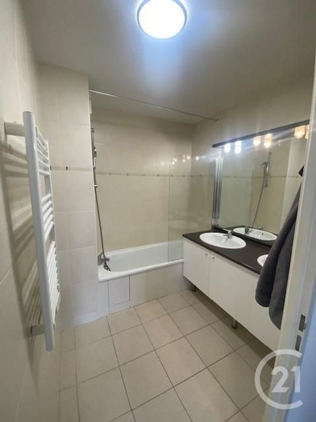 Appartement F4 à louer - 4 pièces - 82.27 m2 - CUGNAUX - 31 - MIDI-PYRENEES - Century 21 Partenaire Immobilier