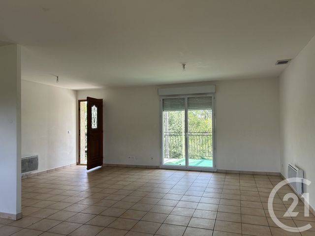 Appartement T4 à louer - 4 pièces - 111.0 m2 - CUGNAUX - 31 - MIDI-PYRENEES - Century 21 Partenaire Immobilier