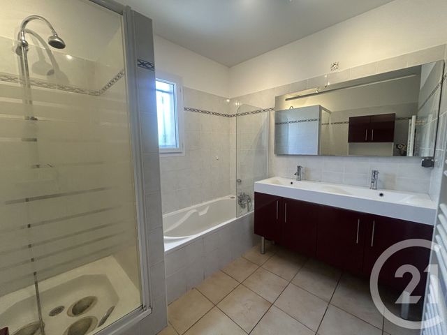 Appartement T4 à louer - 4 pièces - 111.0 m2 - CUGNAUX - 31 - MIDI-PYRENEES - Century 21 Partenaire Immobilier