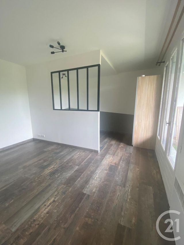 Appartement Studio à louer - 1 pièce - 29.74 m2 - CUGNAUX - 31 - MIDI-PYRENEES - Century 21 Partenaire Immobilier