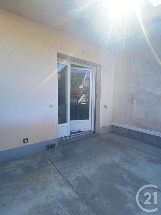 Appartement T2 à louer - 2 pièces - 40.0 m2 - VILLENEUVE TOLOSANE - 31 - MIDI-PYRENEES - Century 21 Partenaire Immobilier