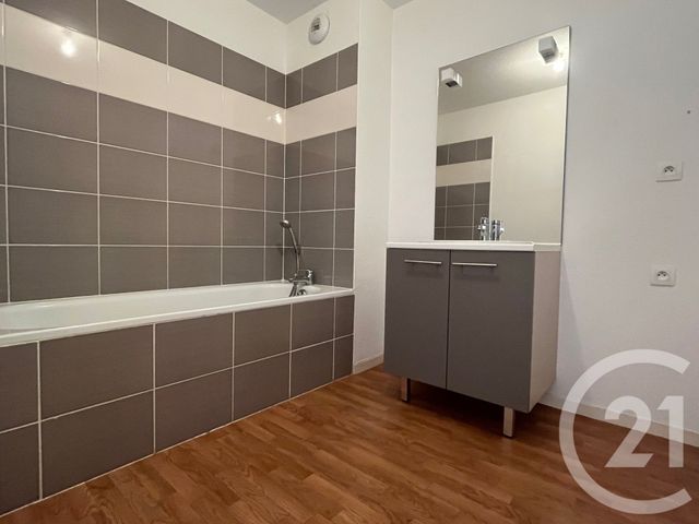 Appartement T2 à louer - 2 pièces - 41.76 m2 - LA SALVETAT ST GILLES - 31 - MIDI-PYRENEES - Century 21 Partenaire Immobilier