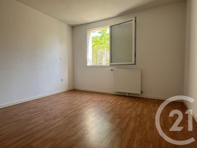 Appartement T2 à louer - 2 pièces - 41.76 m2 - LA SALVETAT ST GILLES - 31 - MIDI-PYRENEES - Century 21 Partenaire Immobilier
