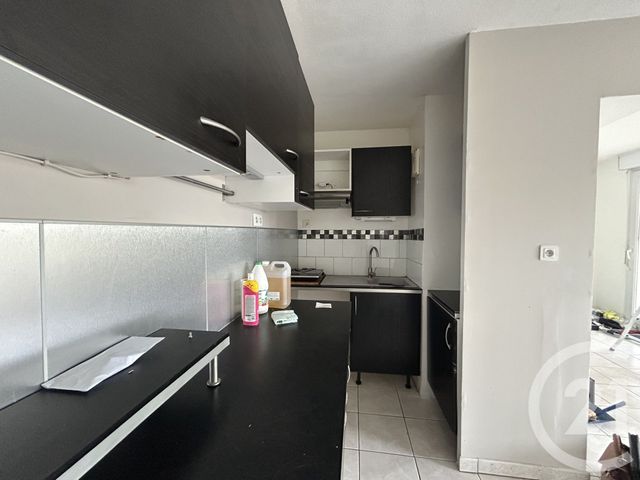 Appartement T2 à louer - 2 pièces - 43.0 m2 - CUGNAUX - 31 - MIDI-PYRENEES - Century 21 Partenaire Immobilier
