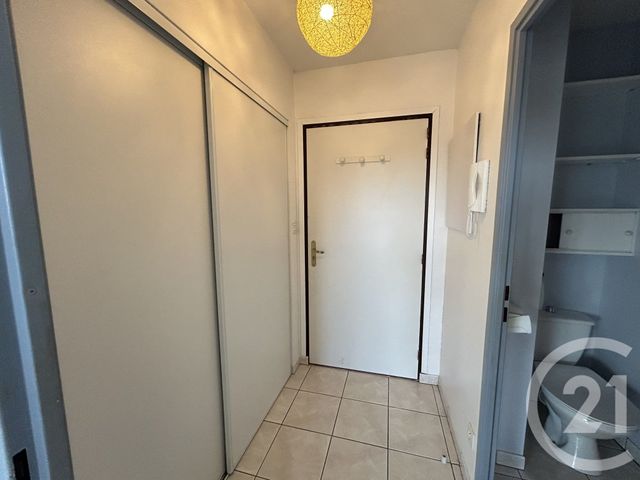 Appartement T2 à louer - 2 pièces - 43.0 m2 - CUGNAUX - 31 - MIDI-PYRENEES - Century 21 Partenaire Immobilier