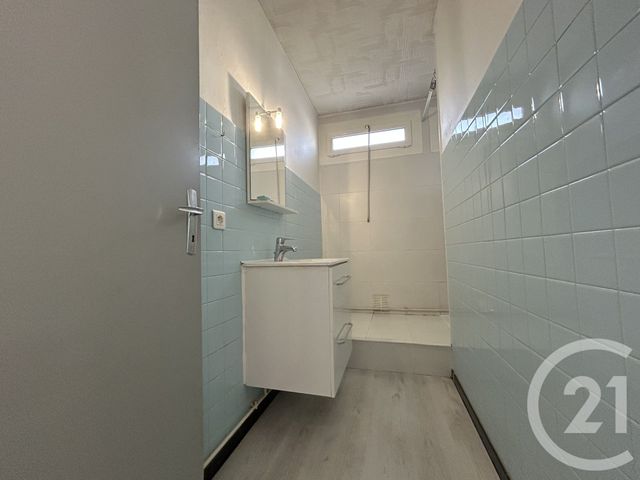 Appartement à louer - 3 pièces - 64.82 m2 - CUGNAUX - 31 - MIDI-PYRENEES - Century 21 Partenaire Immobilier
