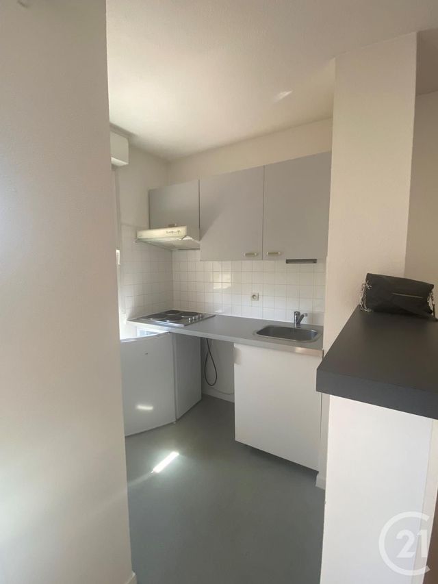 Appartement Studio à louer - 1 pièce - 23.45 m2 - TOULOUSE - 31 - MIDI-PYRENEES - Century 21 Partenaire Immobilier