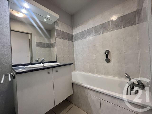Appartement T3 à louer - 3 pièces - 48.29 m2 - CUGNAUX - 31 - MIDI-PYRENEES - Century 21 Partenaire Immobilier